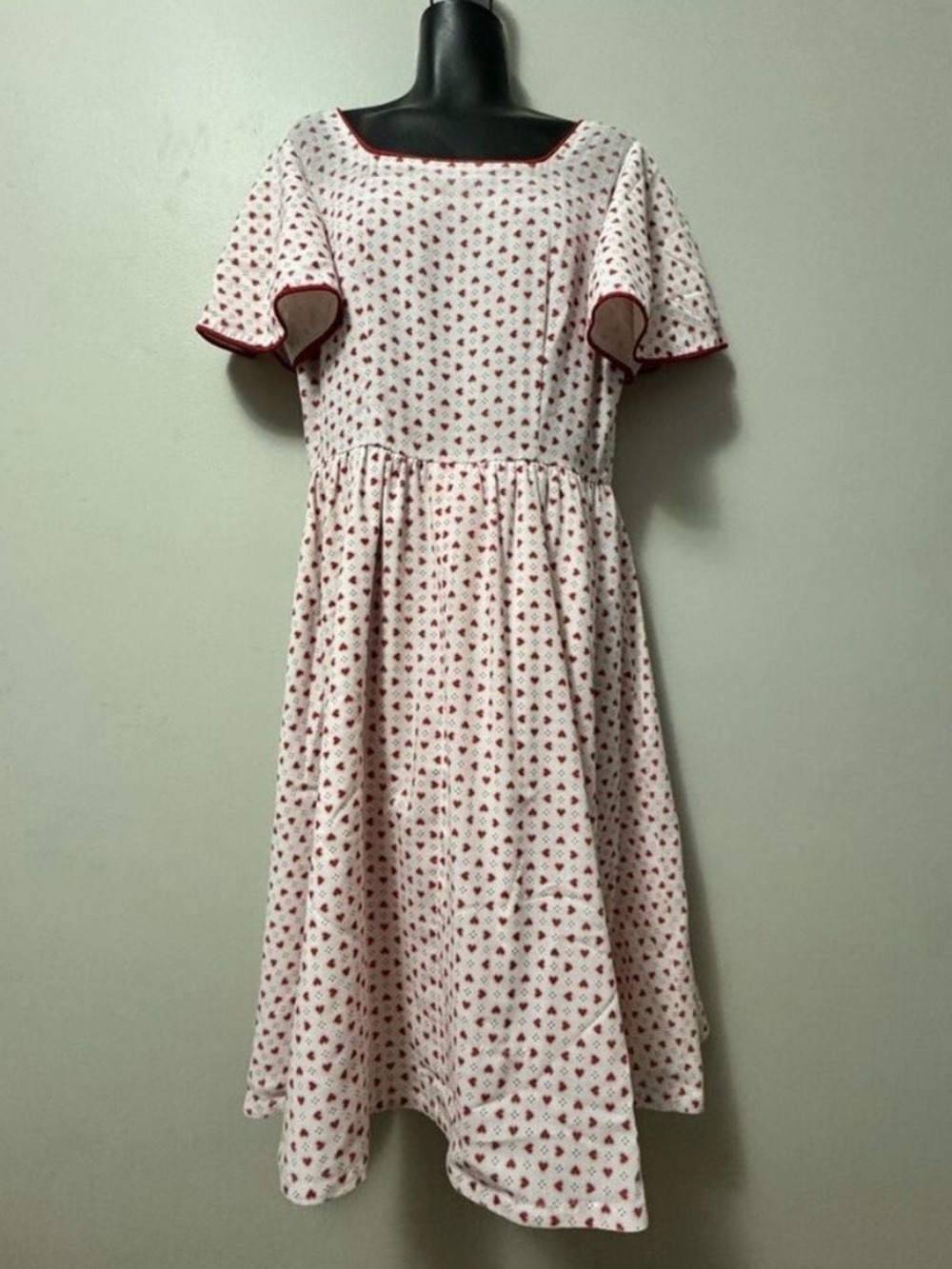 Vintage Custom Made White Dress with Red Heart Pattern Small